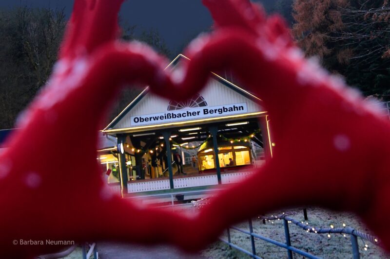 06.12.25 „Sie werden weihnachten vor Freude“ – Lichterglanz an der Bergbahn – Bild 3